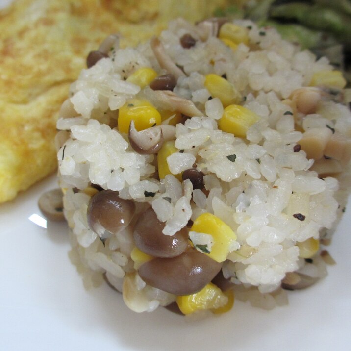 あさりとコーンとしめじのバジルご飯 レシピ 作り方 By Mococo05 楽天レシピ あさりとコーンとしめじのバジルご飯 レシピ 作り方 By Mococo05 楽天レシピ